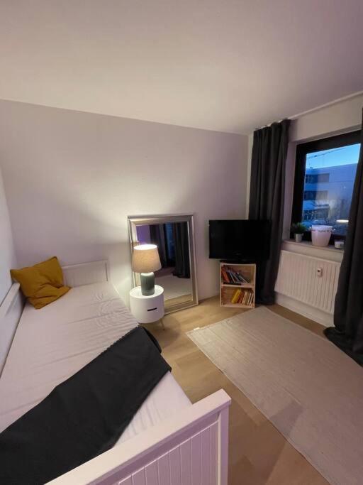 Schickes Apartment Mit Balkon In Düsseldorf Esterno foto